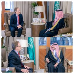 سمو محافظ الأحساء يستقبل الرئيس السابق والحالي للمؤسسة العامة للري