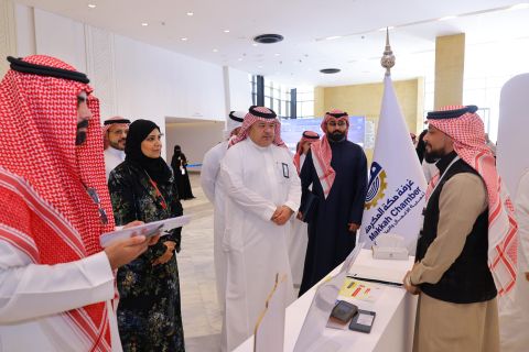 تمكين الكفاءات الوطنية،